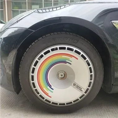Tesla g'ildirak stikeri
